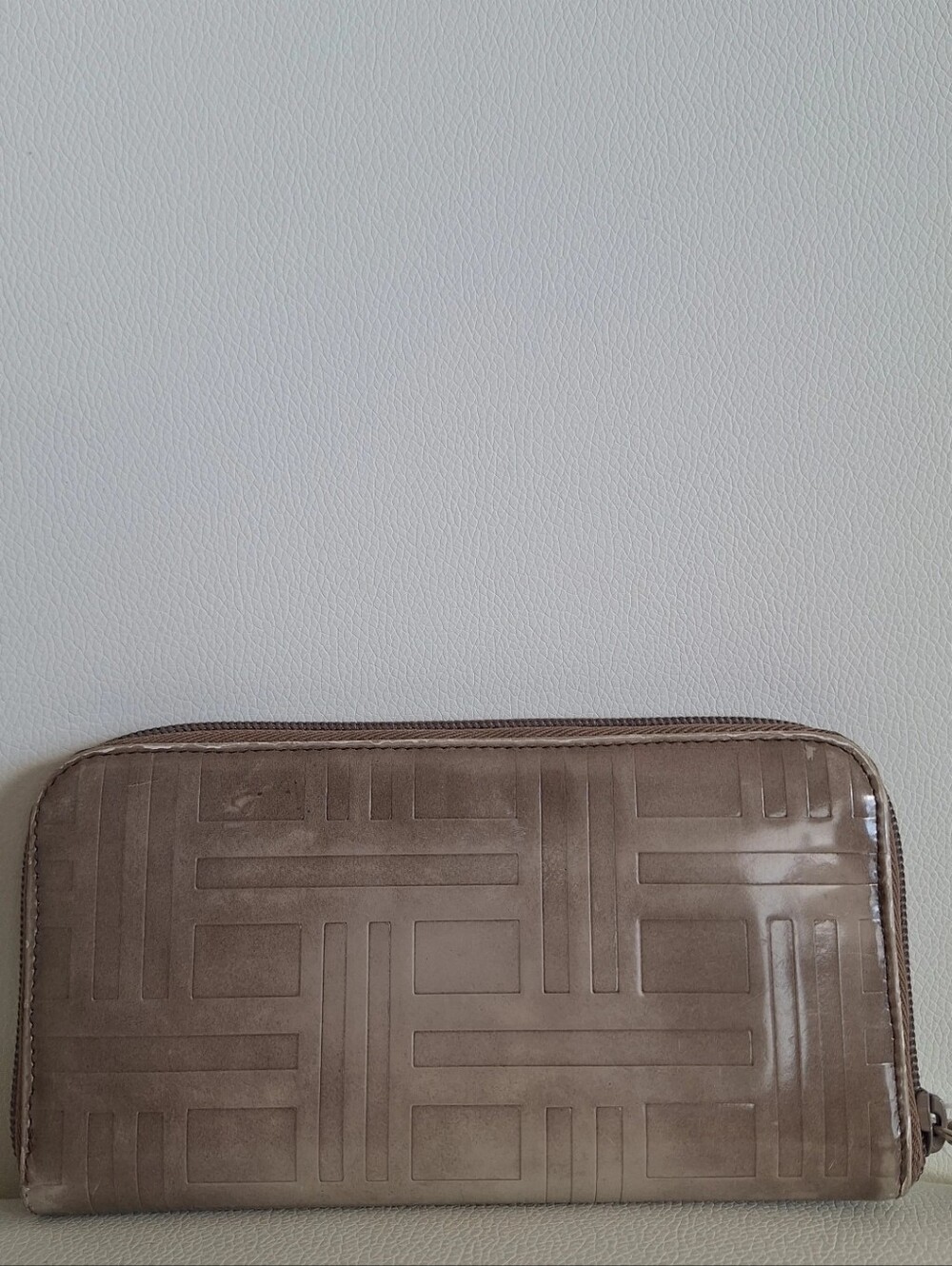 Prada Milano Grey Long Zip Wallet EUC - Picture 2 of 6